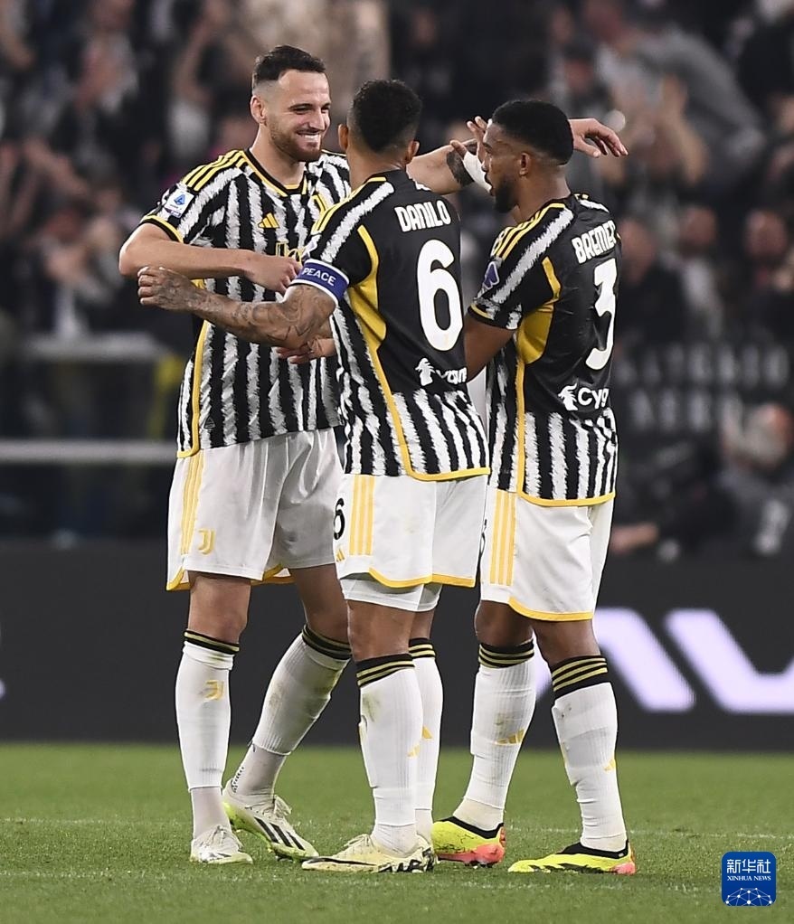 爱游戏app-尤文图斯全力以赴，轻松晋级的简单介绍