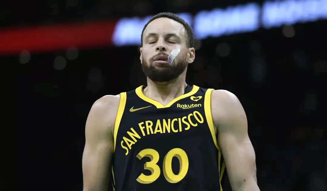 关于勇士遭爵士逆袭,库里空砍44分不悔的信息 关于勇士遭爵士逆袭,库里空砍44分不悔的信息