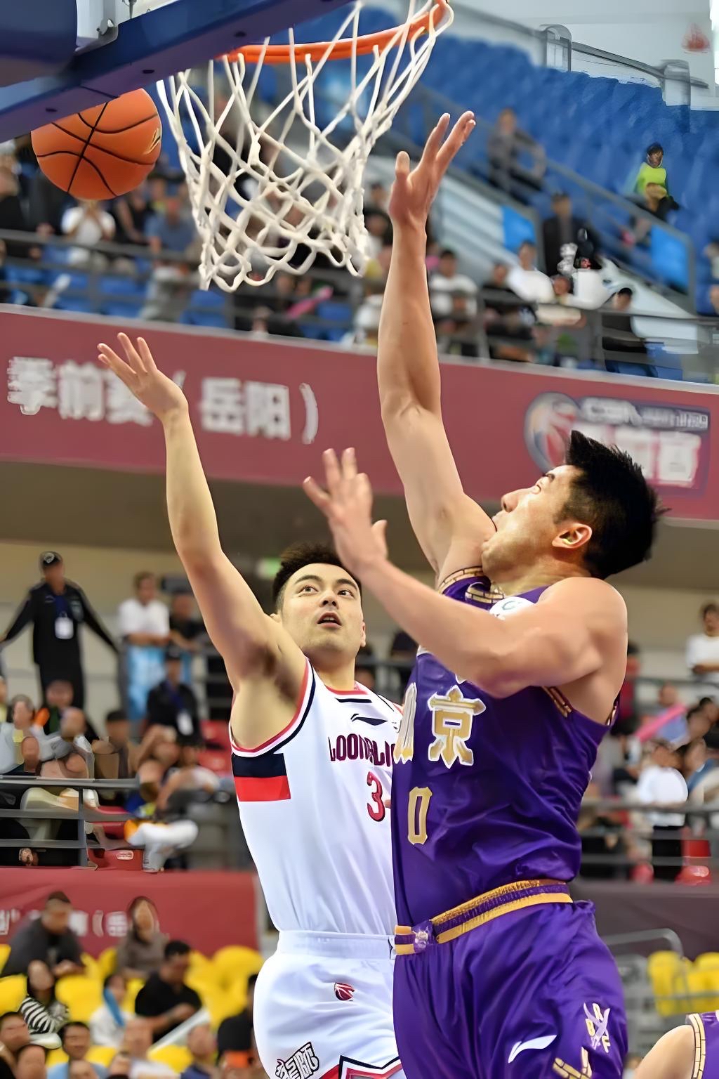 包含篮球场上的激烈较量即将上演,球迷不容错过的词条 包含篮球场上的激烈较量即将上演,球迷不容错过的词条