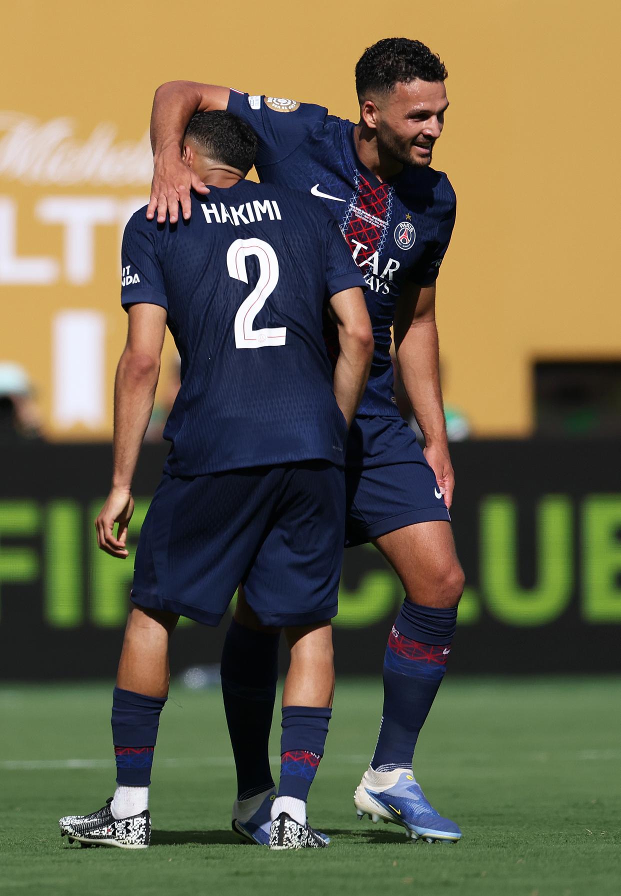 巴黎圣日尔曼队不敌对手，遭遇失利