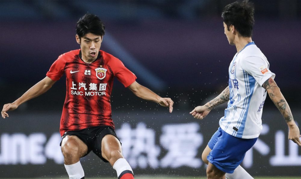 包含鲁能主场告捷，泰达连败难止的词条